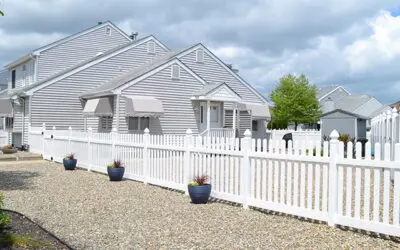 Texas Fence Laws For HOAs